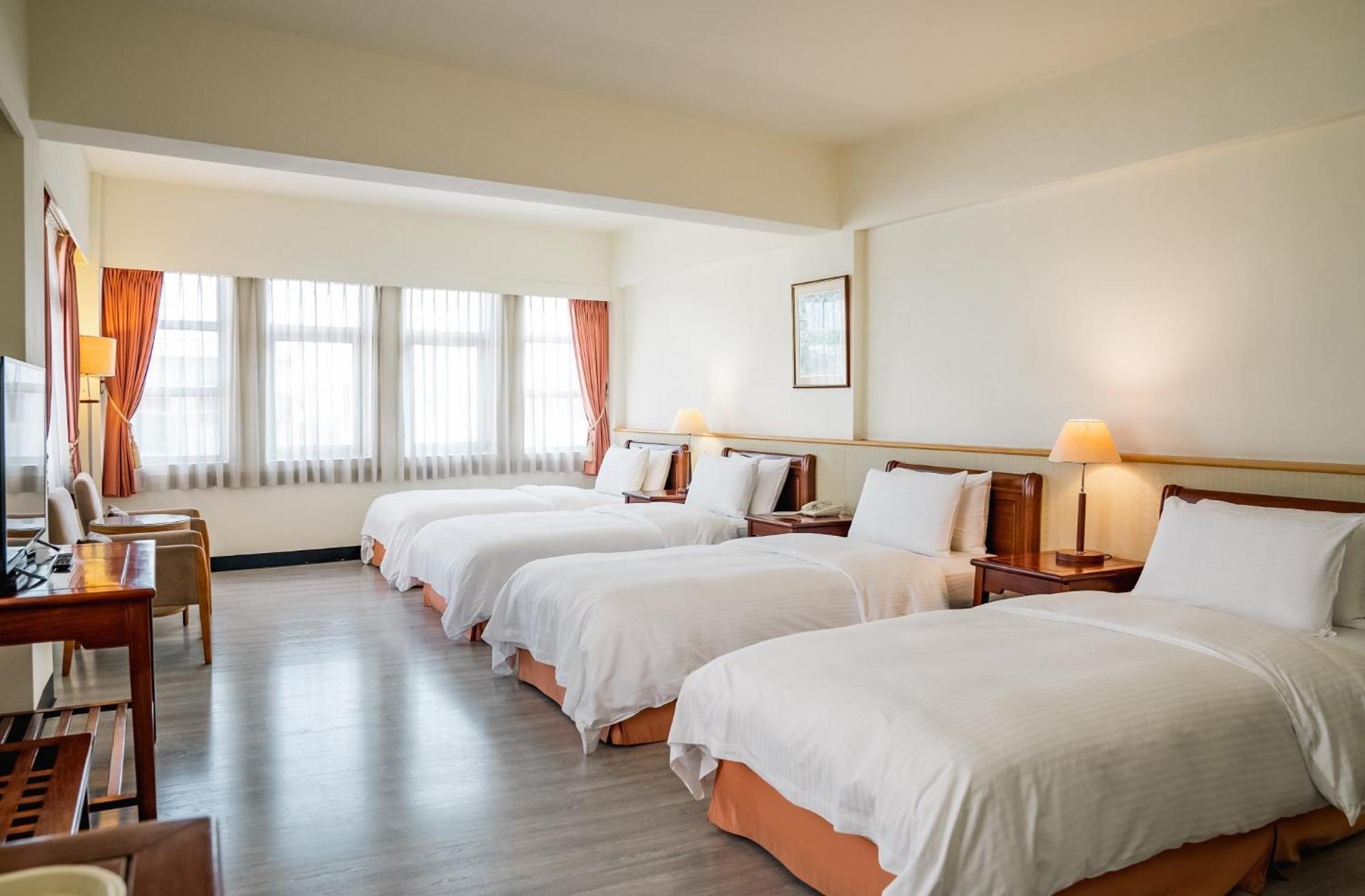 East Coast Hotel Città di Hualien Esterno foto