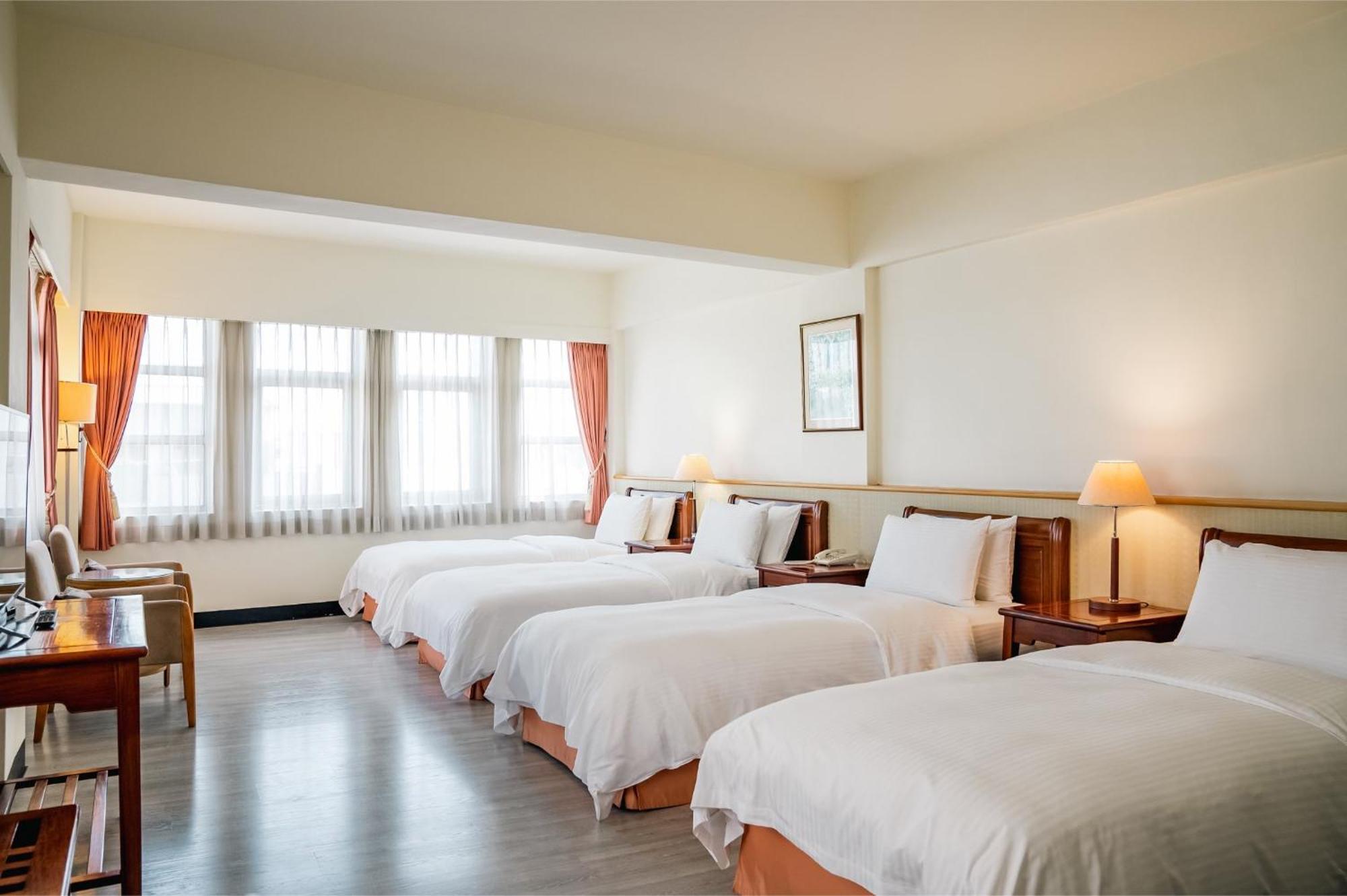 East Coast Hotel Città di Hualien Esterno foto